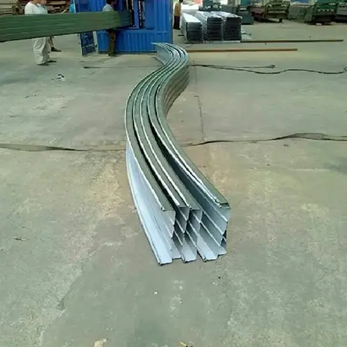 Арочные кровельные панели Alu-Mg-Mn